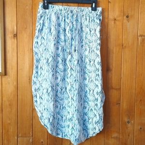 🐍Snake pattern skirt, size S